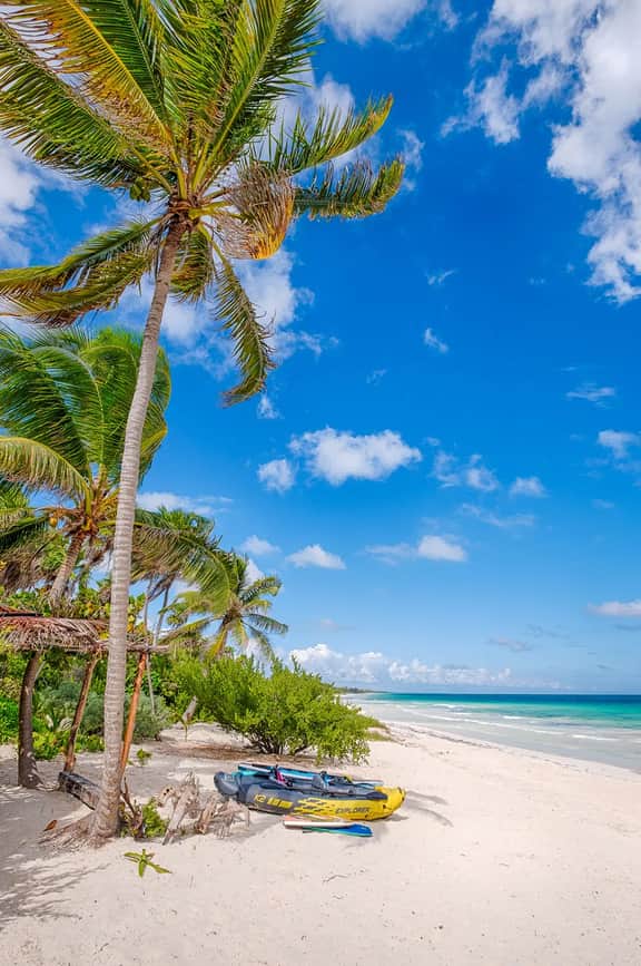 Kati Kaan - Secluded Beachfront Villa - Image 2