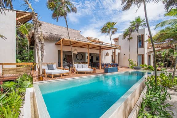 Kati Kaan - Secluded Beachfront Villa - Image 4